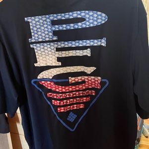 Columbia Dry-fit shirt